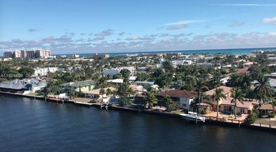This charming condo in Fort Lauderdale, FL was built in 1978 and