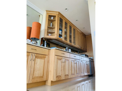 This charming condo in Fort Lauderdale, FL was built in 1978 and