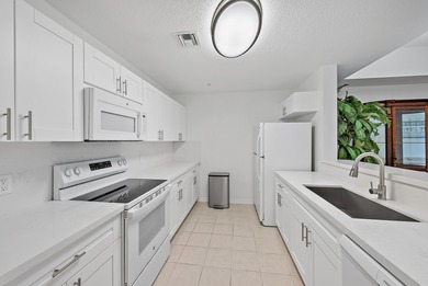 Much desirable 2bed/2bath condo in the heart of Abacoa. Newly