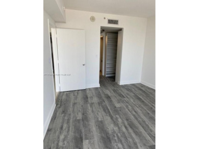 Nice and spacious 1 Bed 1 Bath, beautiful views of Biscayne