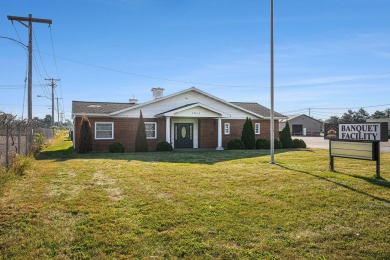 Opportunity awaits with this well-maintained 6,800 sq ftmercial