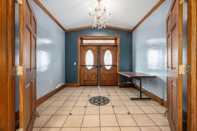 Opportunity awaits with this well-maintained 6,800 sq ftmercial