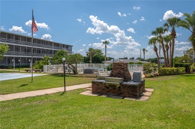 This fully remodeled condo offers comfortable and stylish living