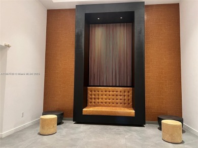 Live in the heart of Downtown Brickell in this modern 1 bed, 1