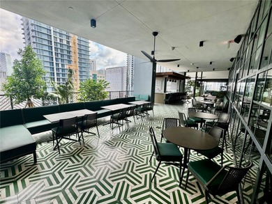 PRICE TO SELL. INCREDIBLE SOUTH VIEW TO MIAMI SKYLINE. NO RENTAL