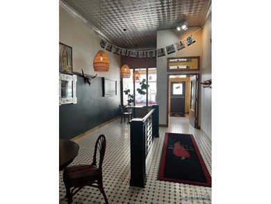 Excellent retail office building in dwntwn Blgs. Located across