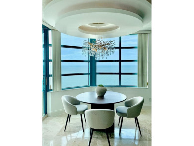 Rare TWO-STORY BEACHFRONT PENTHOUSE - Panoramic Sunset Views