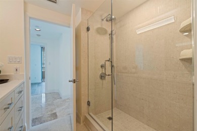 Rare TWO-STORY BEACHFRONT PENTHOUSE - Panoramic Sunset Views