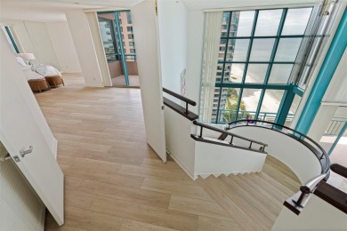 Rare TWO-STORY BEACHFRONT PENTHOUSE - Panoramic Sunset Views