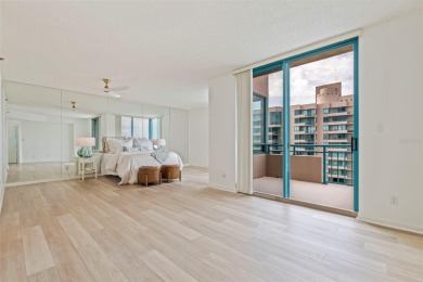 Rare TWO-STORY BEACHFRONT PENTHOUSE - Panoramic Sunset Views