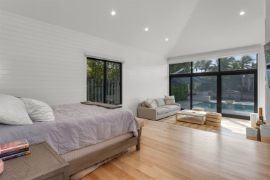 Blending contemporary architecture with lofty urban chic, this