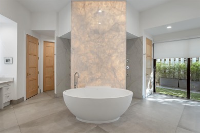 Blending contemporary architecture with lofty urban chic, this