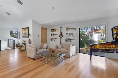 Blending contemporary architecture with lofty urban chic, this