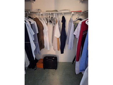 Spacious & Well-maintained a 2 bed/2 bath condo in a Great 55+