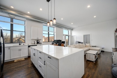 Rarely available top-floor, corner 1BR/1BA loft in the