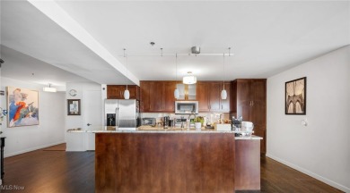Exceptional, custom built corner unit at Pinnacle. Downtown