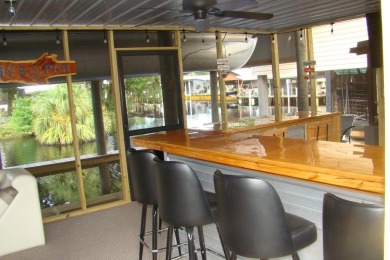 Motivated Seller....Bring Offers...  2bed/2bath Home.... Welcome