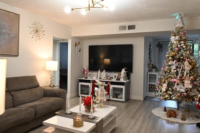 Remodeled 3-bedroom, 2-bathroom apartment in the heart of