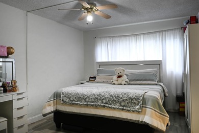 Remodeled 3-bedroom, 2-bathroom apartment in the heart of