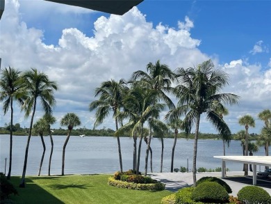 AMAZING 2 BEDROOMS 2 BATHROOMS BETWEEN INTRACOASTAL AND A1A