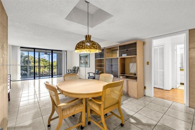 Live comfortably in this inviting condo nestled in the heart of