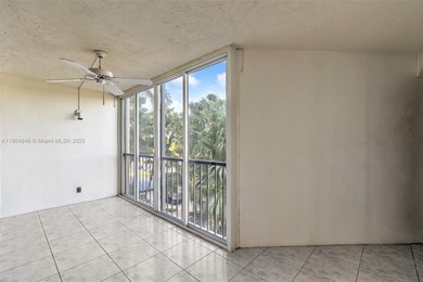 Live comfortably in this inviting condo nestled in the heart of