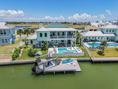 Luxury Coastal Living in the Prestigious Islands of Rockport