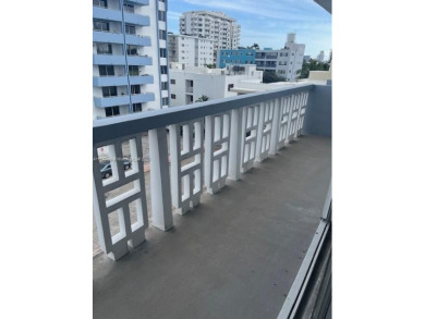 LOCATION! LOCATION! LOCATION! This building is on the water!