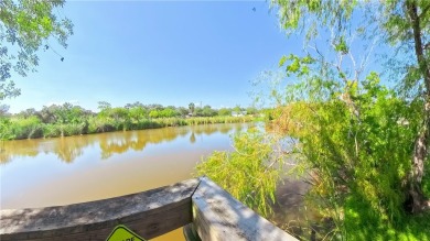 Looking for a cozy getaway spot or a charming short-term rental