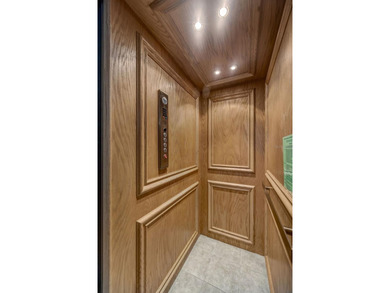 One or more photo(s) has been virtually staged. FORMER MODEL +