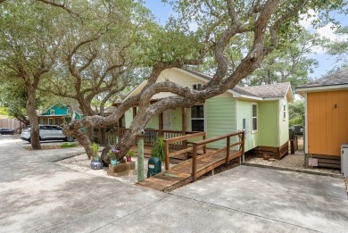 Welcome to your perfect coastal getaway! This charming 2-bedroom