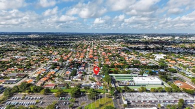 This beautiful single-story home in the heart of Miami features