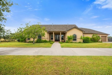 Welcome to your coastal oasis in Rockport, Texas! Nestled just 0