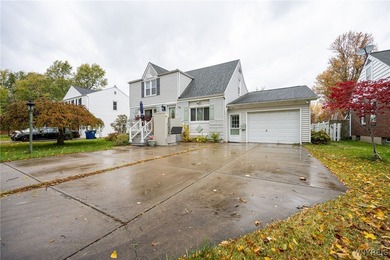 Welcome to 119 Jasper Drive in the heart of Eggertsville! This