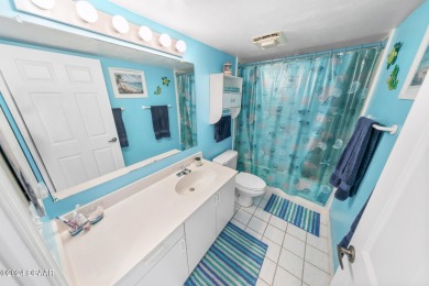 EXQUISITE 3BR/2BA 5TH FLOOR SOUTHEAST CORNER CONDO WITH STUNNING