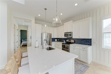 Welcome to your private oasis in Harbour Isle, a premier coastal