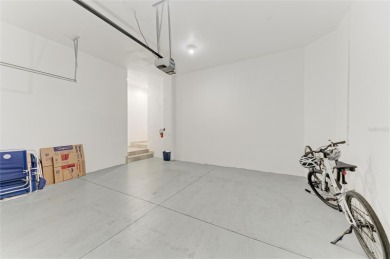 Welcome to your private oasis in Harbour Isle, a premier coastal