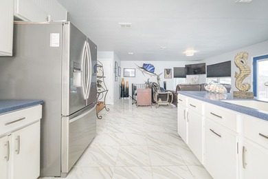 Ideal Coastal Retreat - Primary Residence or Weekend Getaway!