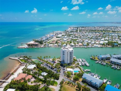 Welcome to Bonefish Towers, where this stunning one-bedroom