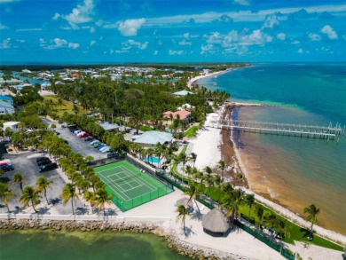 Welcome to Bonefish Towers, where this stunning one-bedroom