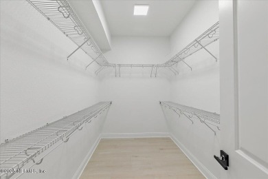 FULLY RENOVATED LUXURY TOWNHOME W/ ELEVATOR AND OUTSTANDING