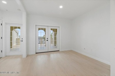 FULLY RENOVATED LUXURY TOWNHOME W/ ELEVATOR AND OUTSTANDING