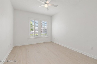 FULLY RENOVATED LUXURY TOWNHOME W/ ELEVATOR AND OUTSTANDING