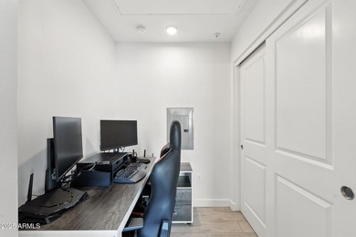 Experience the best of luxury living at The Cays in Downtown