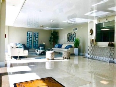 Luxury Building 2-Bedroom, 2-Bath Unit in Highly Sought-After