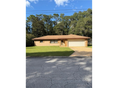 Beautiful Highlands West Home for Sale! Get ready for an