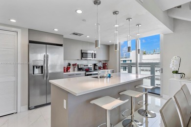 Stunning Penthouse 3/3 unit distinctive One by Tross in the