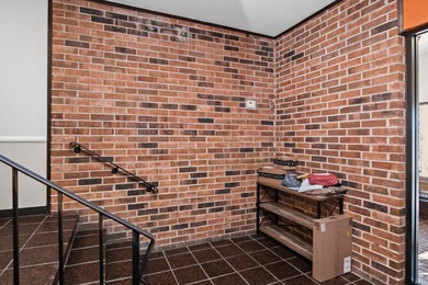 INCREDIBLE LOCATION, AMAZING CONDO & EXCEPTIONAL AMENATIES! This