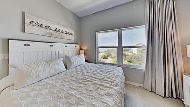 Upper 5th FLOOR 2/2, STUNNING GULF & SUNSET VIEWS, offering