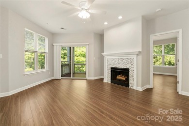 Welcome to this beautifully updated END UNIT in Spinnaker Reach